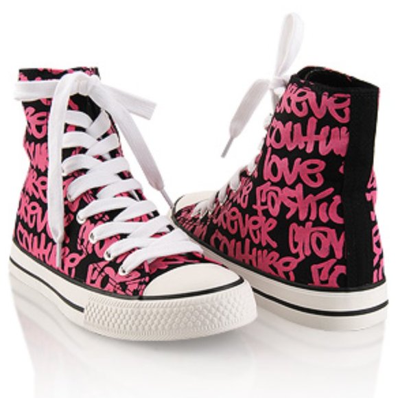 Forever 21 Lace-Up High-Top Sneakers NEW - Picture 1 of 6